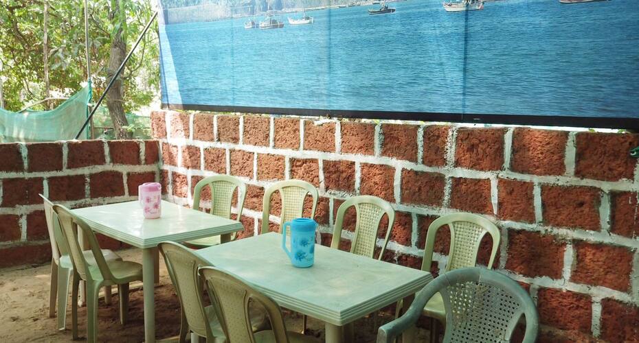 Hotel Bhavani Beach Resort, Tarkarli 3